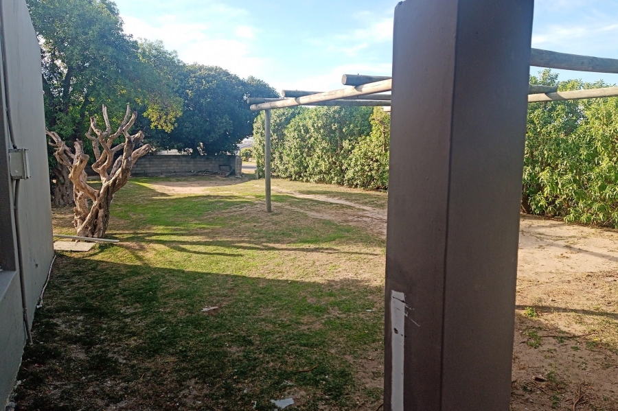 2 Bedroom Property for Sale in Gansbaai Central Western Cape